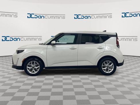 Used 2024 Kia Soul LX w/ Option Group 015 FWD image 5