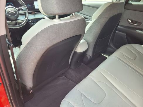Used 2023 Hyundai Elantra Limited w/ Cargo Package FWD image 12