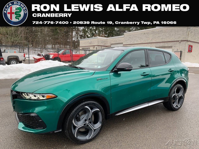 New 2026 Alfa Romeo Tonale AWD/4WD image 1