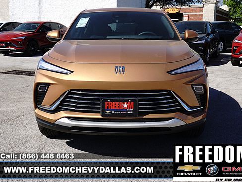 New 2026 Buick Envista Preferred FWD image 2