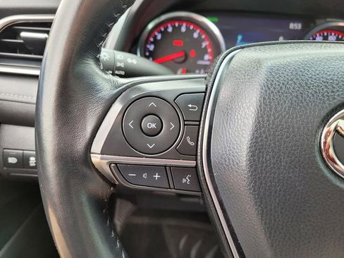 Used 2020 Toyota Camry XSE image 30