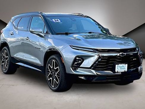 Used 2024 Chevrolet Blazer RS w/ Driver Confidence II Package AWD/4WD image 3