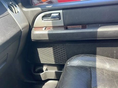 Used 2010 Ford Expedition EL Limited image 9