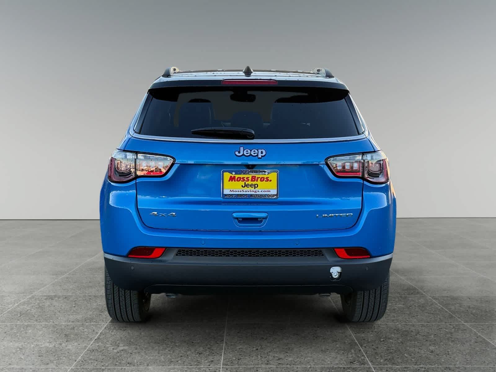 Used 2026 Jeep Compass Limited AWD/4WD image 4