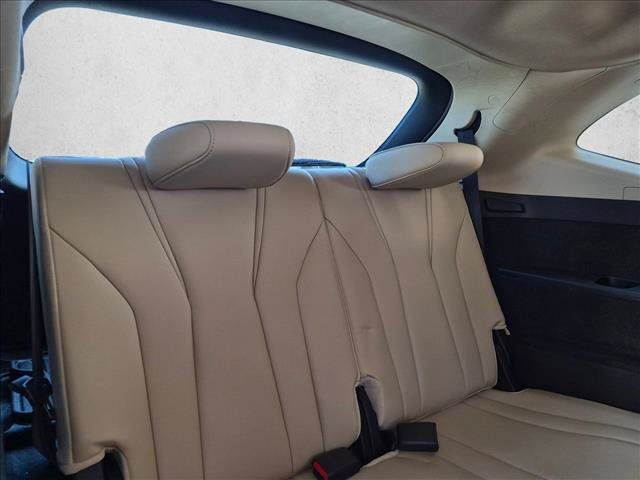 Used 2022 Acura MDX FWD image 16