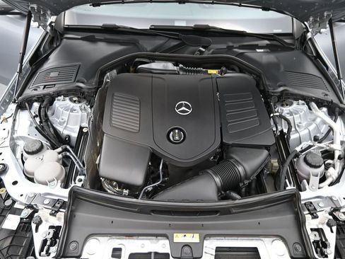 Used 2023 Mercedes-Benz C 300 Sedan image 25