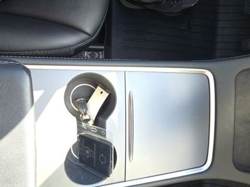 Used 2023 Tesla Model Y Long Range image 16