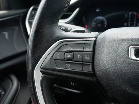 Used 2022 Jeep Grand Cherokee L Laredo RWD image 21