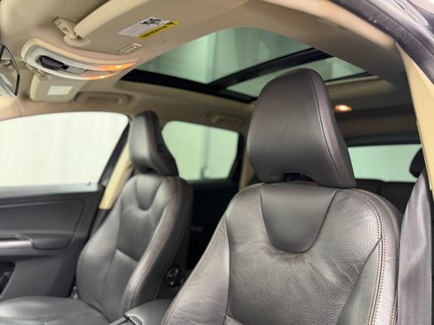 Used 2012 Volvo XC60 3.2 AWD/4WD image 14