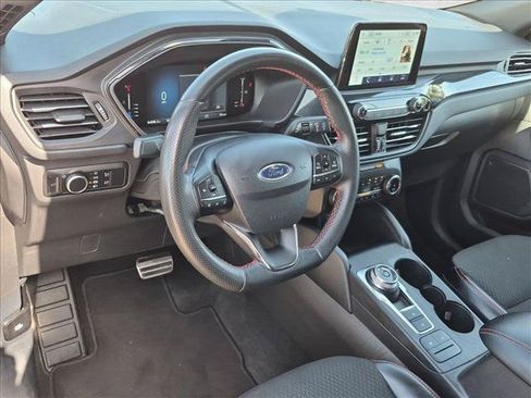 Used 2024 Ford Escape ST-Line AWD/4WD image 10