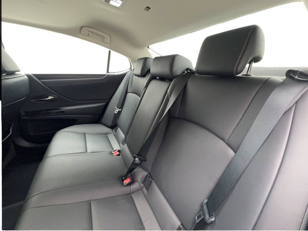 Used 2023 Lexus ES 350 w/ Premium Package FWD image 26