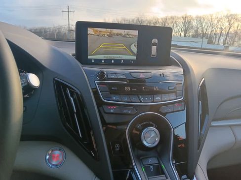 Used 2025 Acura RDX SH-AWD w/ Technology Package image 29