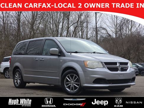 Used 2014 Dodge Grand Caravan SE image 1