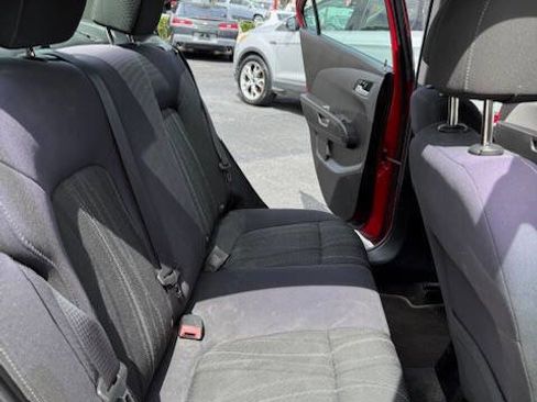 Used 2014 Chevrolet Sonic LT image 13