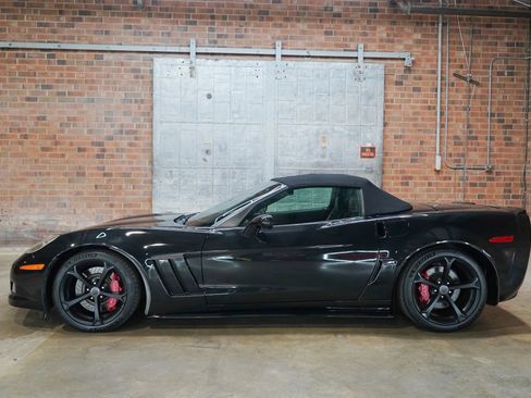 Used 2012 Chevrolet Corvette Grand Sport w/ 3LT Preferred Equipment Group RWD image 1