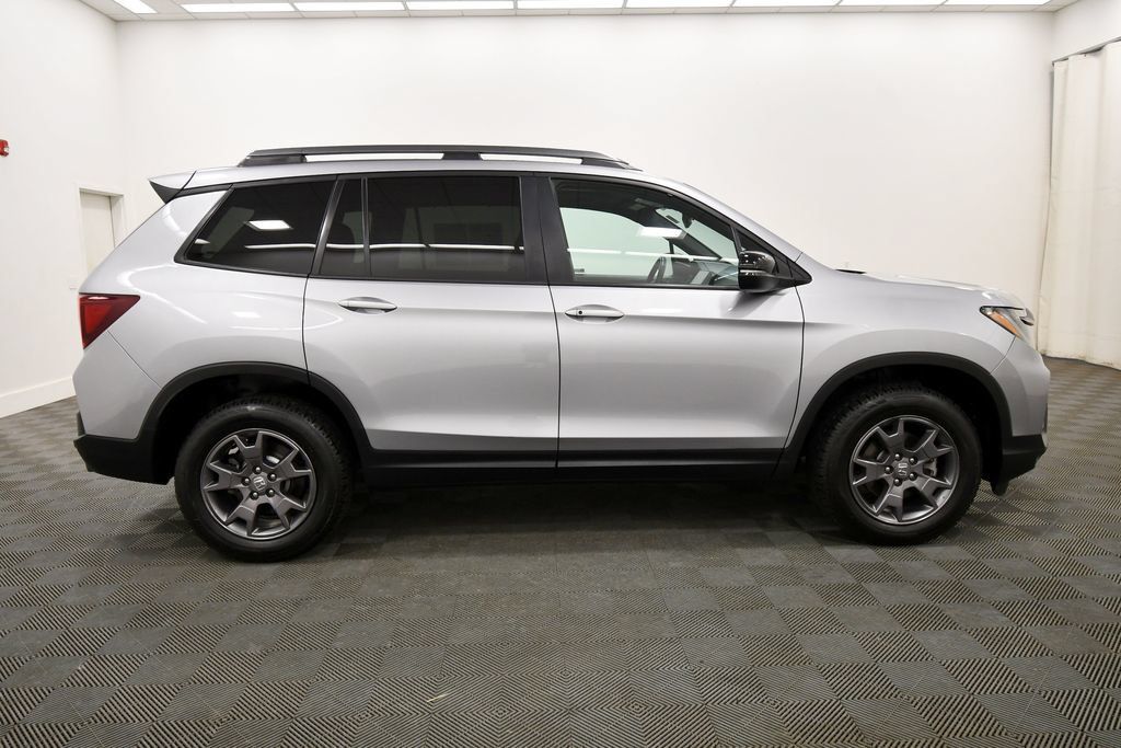 Certified 2024 Honda Passport TrailSport image 9