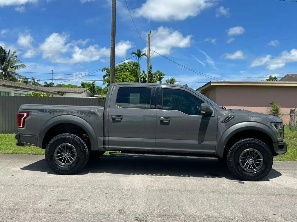 Used 2020 Ford F150 Raptor w/ Equipment Group 802A Luxury AWD/4WD image 4