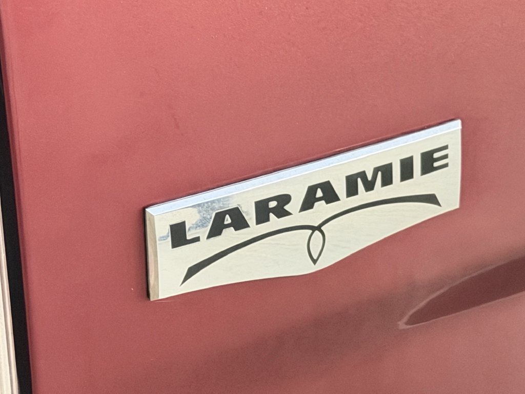 Used 2018 RAM 1500 Laramie RWD image 5