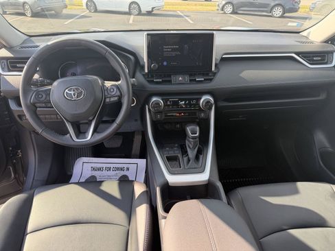 Used 2023 Toyota RAV4 XLE Premium FWD image 16