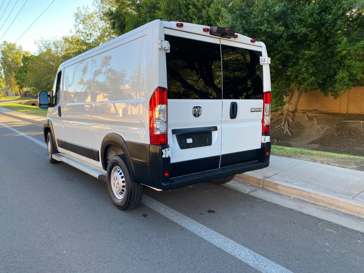 Used 2025 RAM ProMaster 2500 w/ U-Haul Equipment Group FWD image 59