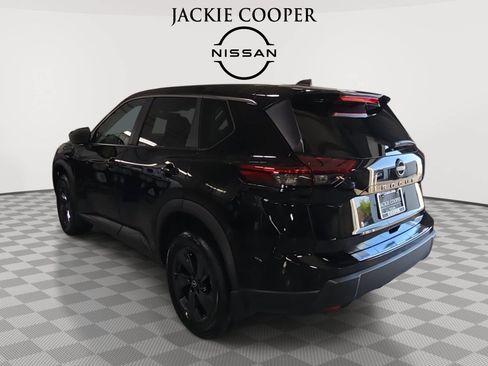 New 2026 Nissan Rogue SV FWD image 7