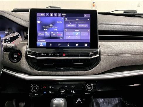 Used 2022 Jeep Compass Latitude image 15