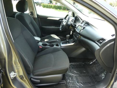 Used 2019 Nissan Sentra S FWD image 19