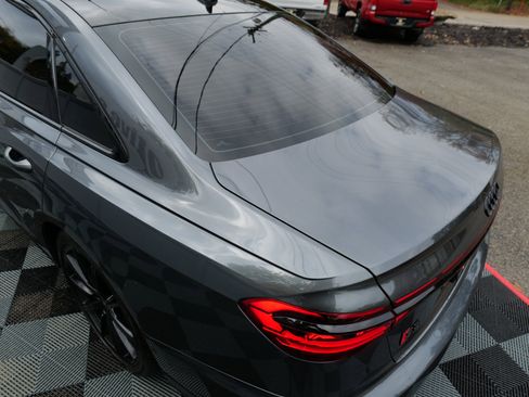 Used 2022 Audi S8 w/ S8 Executive Package image 83