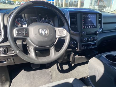 Used 2020 RAM 1500 Big Horn image 10