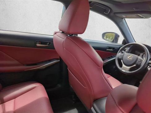 Used 2020 Lexus IS 300 F Sport w/ F Sport Package image 19
