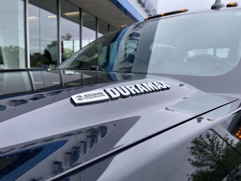 Used 2015 Chevrolet Silverado 3500 High Country w/ Duramax Plus Package AWD/4WD image 10