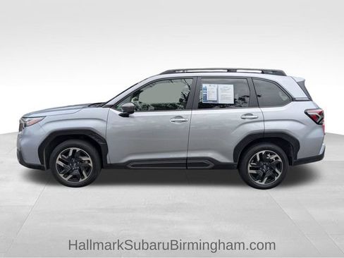 Used 2025 Subaru Forester Limited w/ Popular Package #1 AWD/4WD image 11