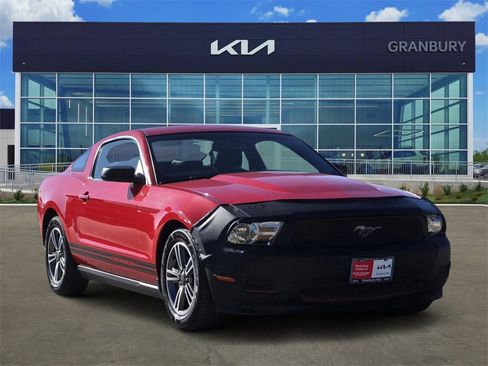 Used 2012 Ford Mustang Premium image 3