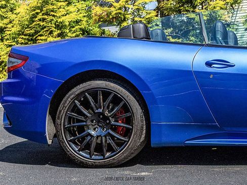 Used 2018 Maserati GranTurismo Sport RWD image 10