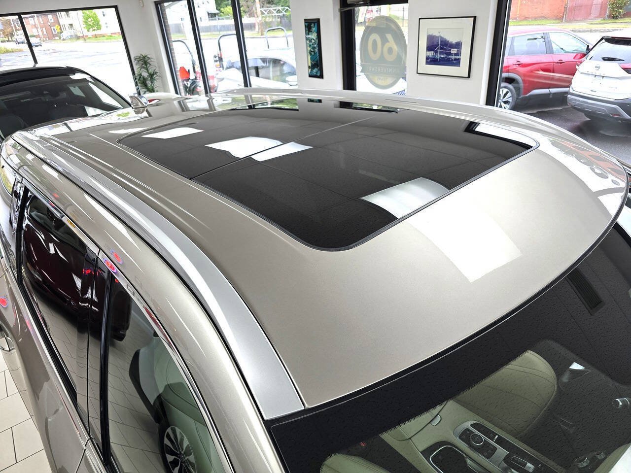 Used 2024 INFINITI QX60 Luxe w/ Performance Audio Package AWD/4WD image 11
