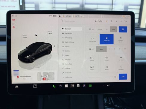 Used 2023 Tesla Model 3 Standard Range RWD image 14