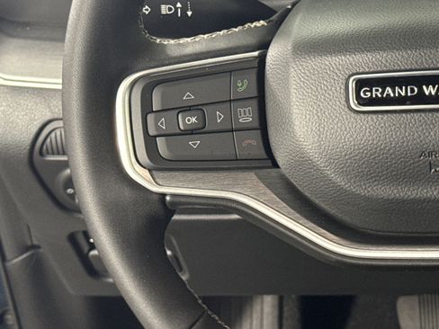 New 2026 Jeep Grand Wagoneer L Limited AWD/4WD image 17