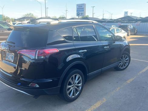 Used 2016 Toyota RAV4 Limited image 7