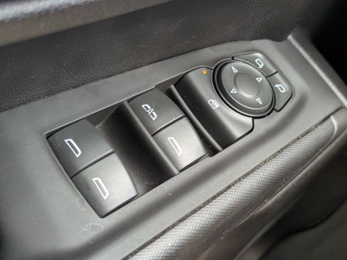 Used 2023 Chevrolet Silverado 1500 Custom RWD image 12
