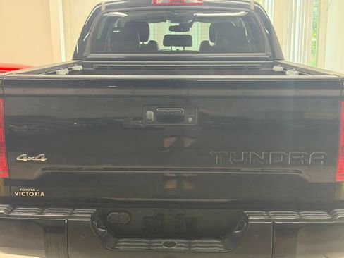 Used 2020 Toyota Tundra Platinum AWD/4WD image 11
