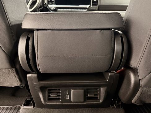 Used 2025 Chevrolet Silverado 1500 LT image 20