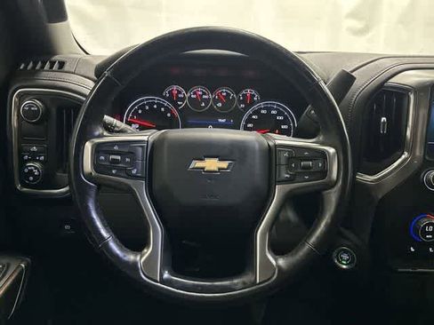 Used 2021 Chevrolet Silverado 1500 LT image 15