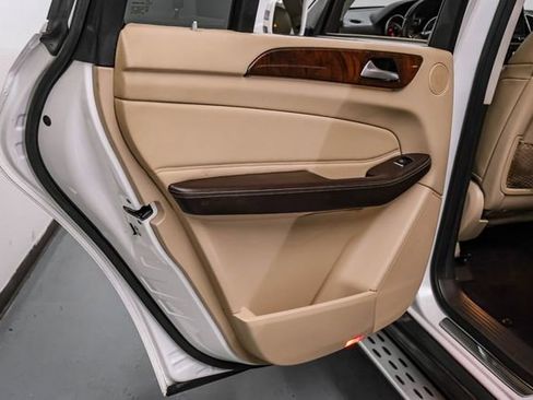 Used 2018 Mercedes-Benz GLS 450 4MATIC w/ Premium Package image 48