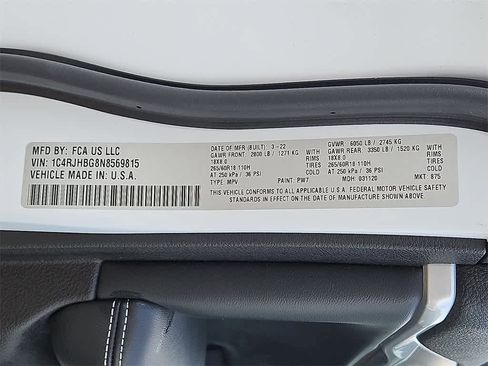 Used 2022 Jeep Grand Cherokee Limited image 27