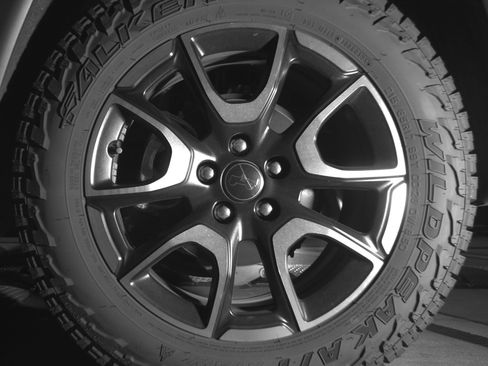 Used 2025 Jeep Compass Trailhawk image 14