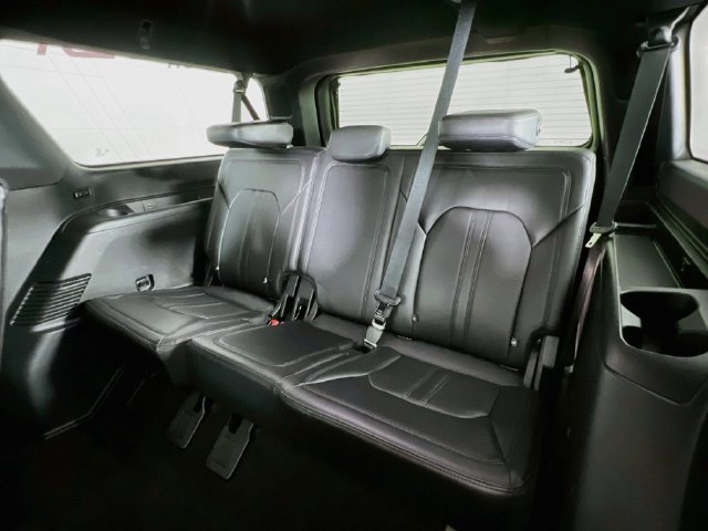 Used 2021 Ford Expedition Max Limited AWD/4WD image 36