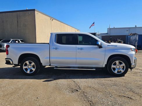 Used 2021 Chevrolet Silverado 1500 LTZ image 8
