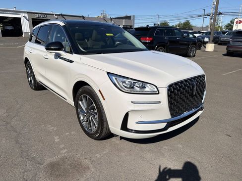 Certified 2024 Lincoln Corsair Grand Touring w/ Equipment Group 301A AWD/4WD image 7