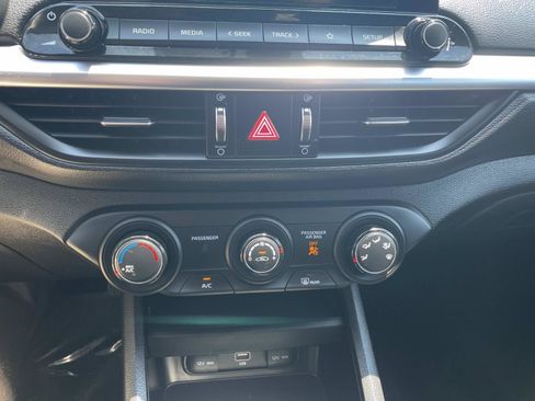 Used 2023 Kia Forte LXS FWD image 22