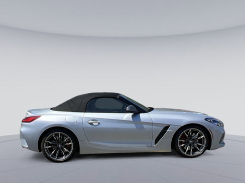 Used 2021 BMW Z4 M40i RWD image 10